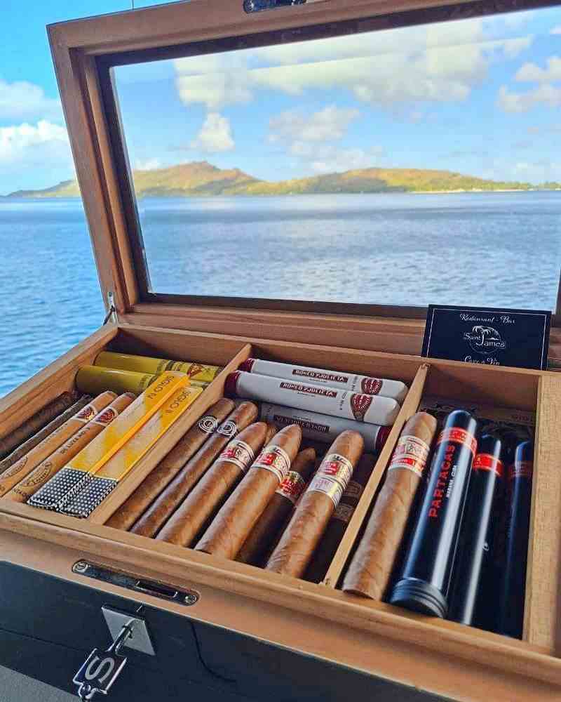 La sélection de cigares du bar Saint James Bora Bora