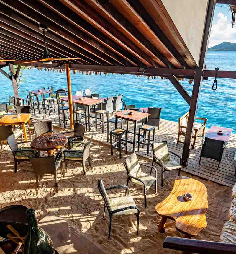 Le bar Saint James à Bora Bora